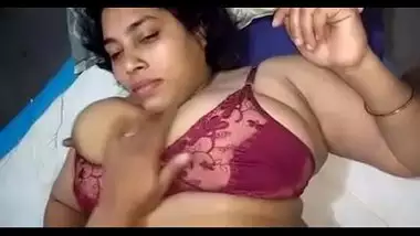 Pressing Boobs Of Indian Wife During Sex indian xxx video