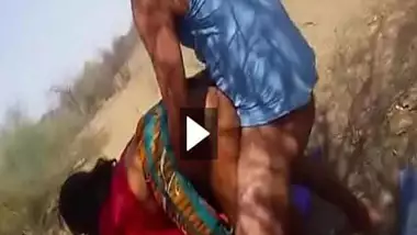 Sera Sola Saal Ki Seal Todne Ki Chudai Video Hindi Audio - Pussy Fucking Outdoors Dehati Sex Video indian xxx video