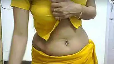 Xxx Bhojpuri Saree Bra Drop - Shyla Stylez Yellow Dress indian sex on Ruperttube.net