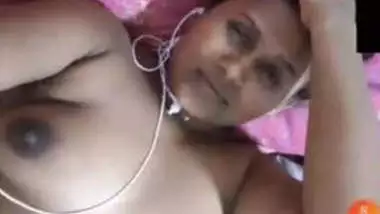 380px x 214px - Horny Sl Girl On Video Call indian xxx video
