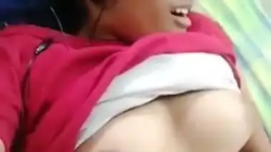 Baglaxxcideos - Sexy Teen Girl Finguring While Talking To Boyfriend indian xxx video