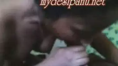 Sallu Pisakadam - Desi Mmbs Couple Hot Homemade Porn Videos indian xxx video