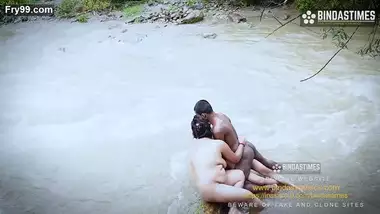 Honkog Sunder Girl Xxx Sex - Three Bestfriends Fuck By The River Side indian xxx video